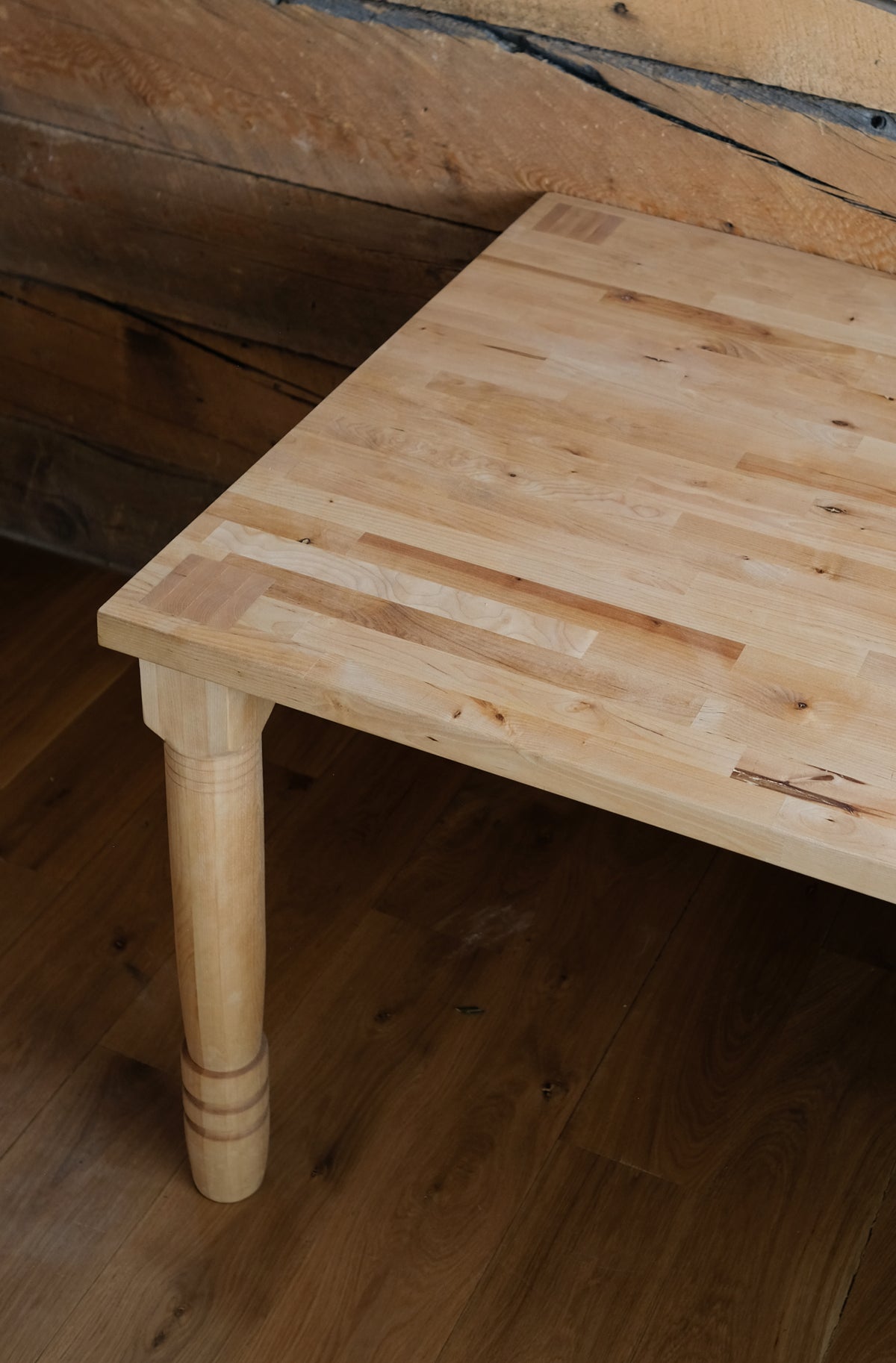 Dandy Hardwood Table