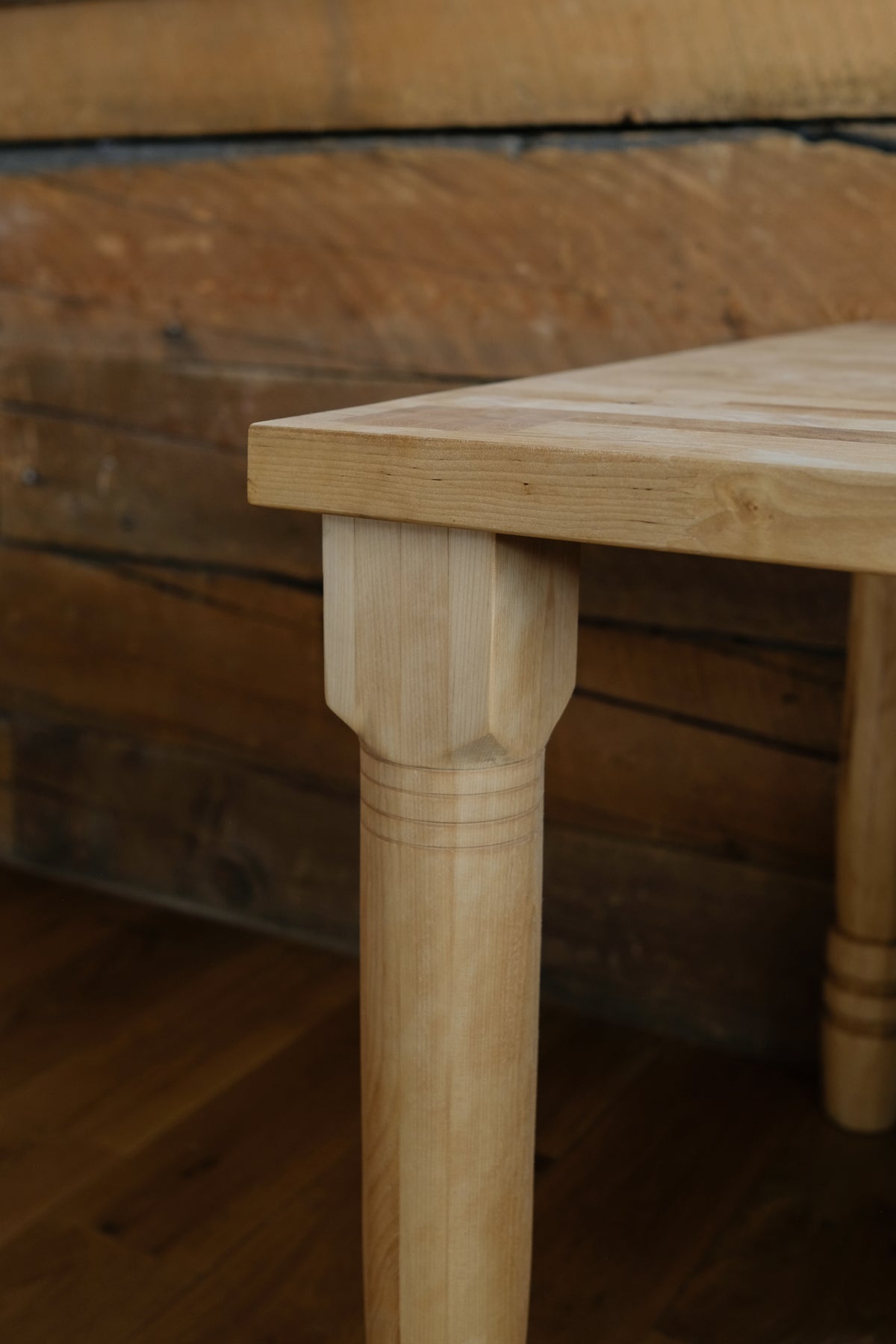 Dandy Hardwood Table