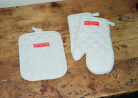 Oven Mitts & Pot Holder Set